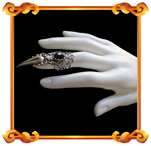 goth claw ring in black